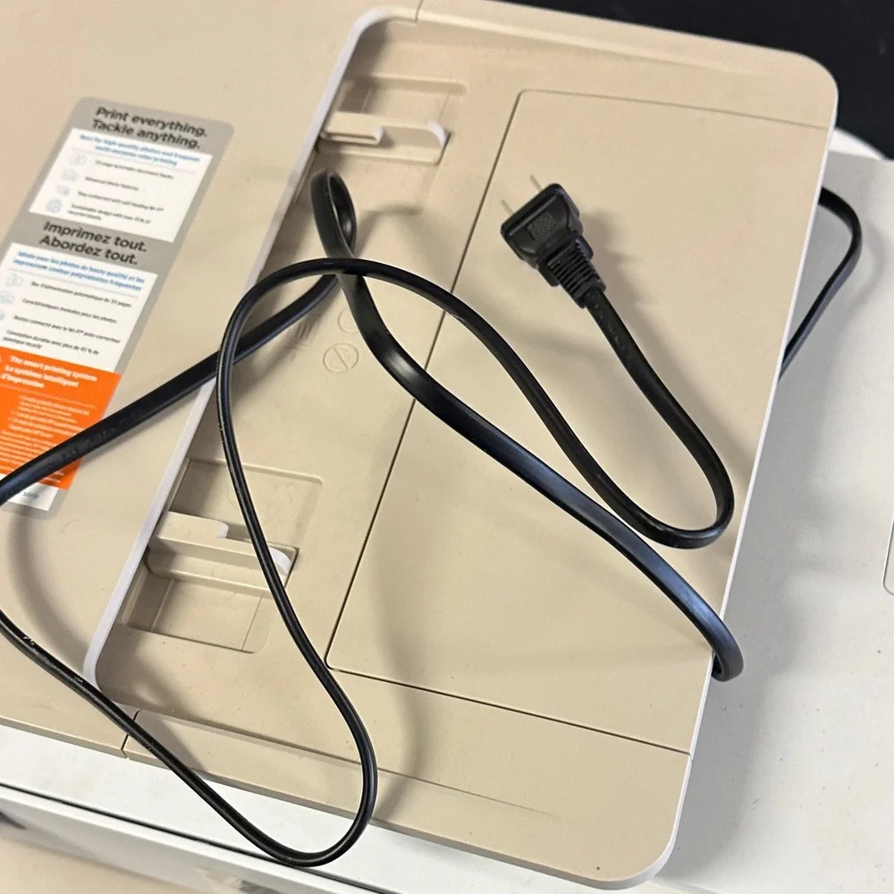 HP All-in-One Printer - White and Tan